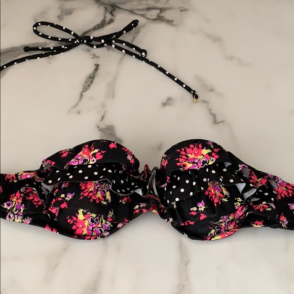 Swimsuit **FIRM on Price** - Picture 3 of 3